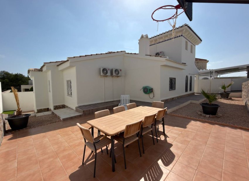 Resale - Detached House / Villa -
Ciudad Quesada - Rojales - Ciudad Quesada