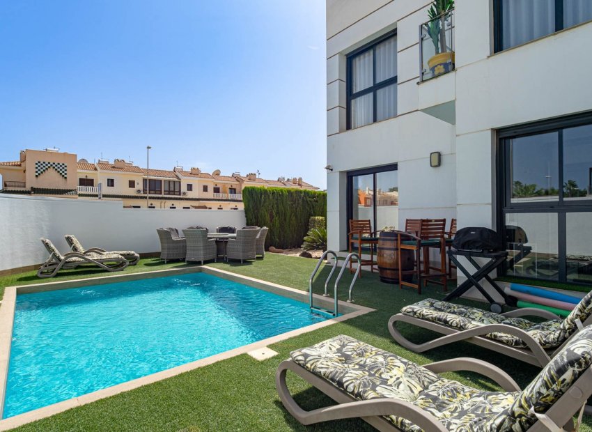 Resale - Detached House / Villa -
Ciudad Quesada - Rojales - Ciudad Quesada