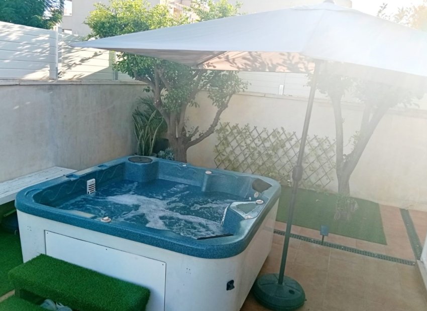 Resale - Detached House / Villa -
Ciudad Quesada - Rojales - Doña Pepa