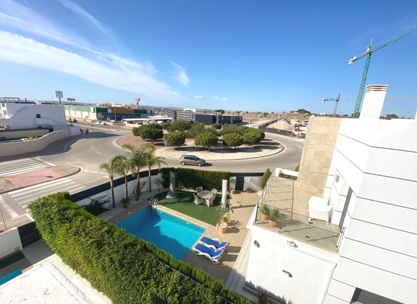 Resale - Detached House / Villa -
Ciudad Quesada - Rojales - Doña Pepa
