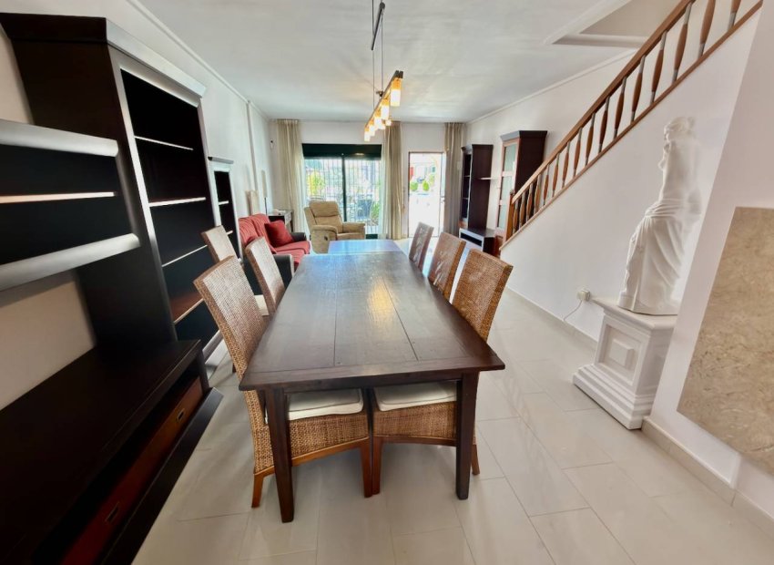 Resale - Detached House / Villa -
Ciudad Quesada - Rojales - Doña Pepa