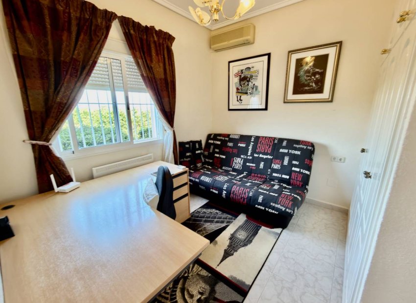 Resale - Detached House / Villa -
Ciudad Quesada - Rojales - Doña Pepa
