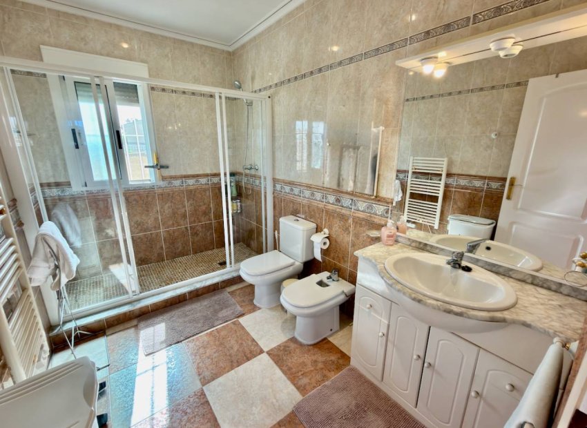 Resale - Detached House / Villa -
Ciudad Quesada - Rojales - Doña Pepa