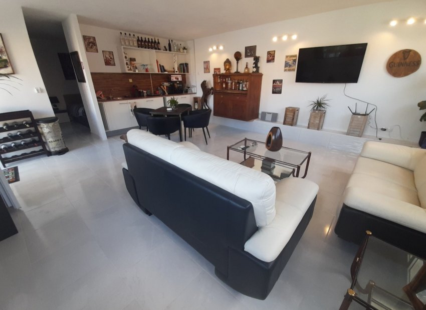 Resale - Detached House / Villa -
Ciudad Quesada - Rojales - Golf La Marquesa (Ciudad Quesada)