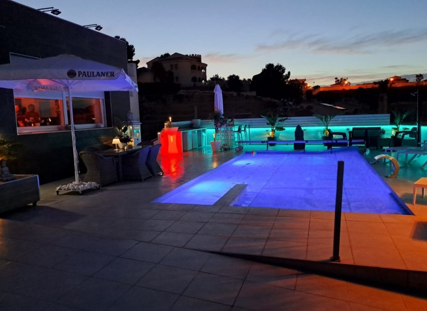 Resale - Detached House / Villa -
Ciudad Quesada - Rojales - Golf La Marquesa (Ciudad Quesada)