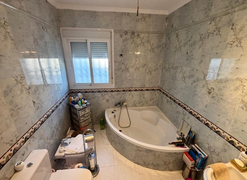 Resale - Detached House / Villa -
Ciudad Quesada - Rojales - La Fiesta