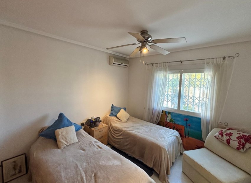 Resale - Detached House / Villa -
Ciudad Quesada - Rojales - La Fiesta