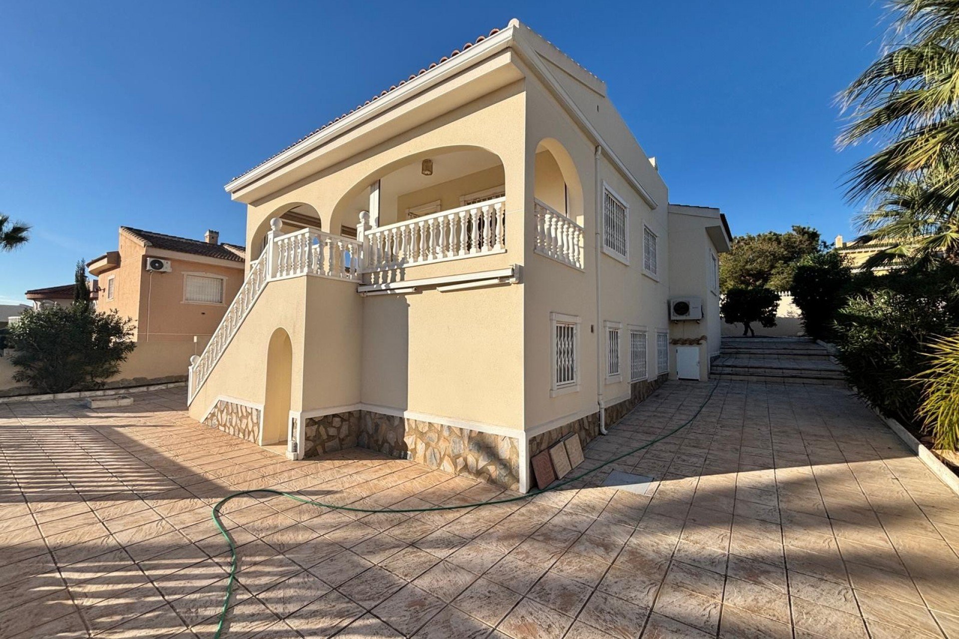 Resale - Detached House / Villa -
Ciudad Quesada - Rojales - La Fiesta