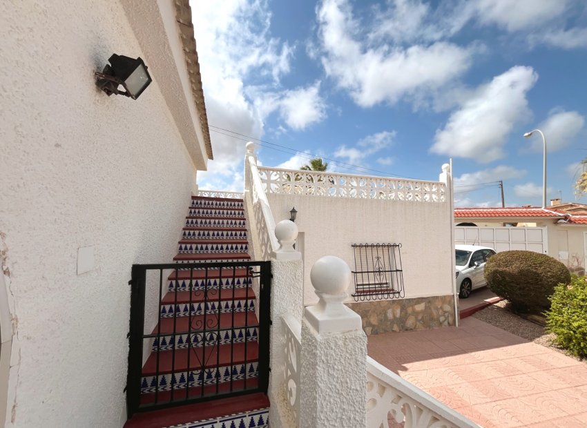 Resale - Detached House / Villa -
Ciudad Quesada - Rojales - La Marquesa Golf
