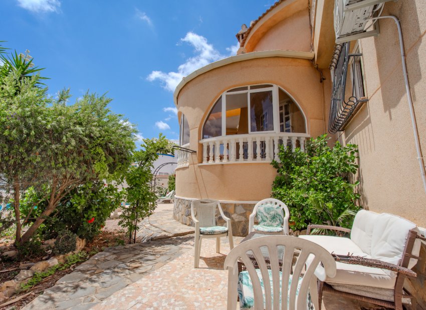 Resale - Detached House / Villa -
Ciudad Quesada - Rojales - La Marquesa Golf