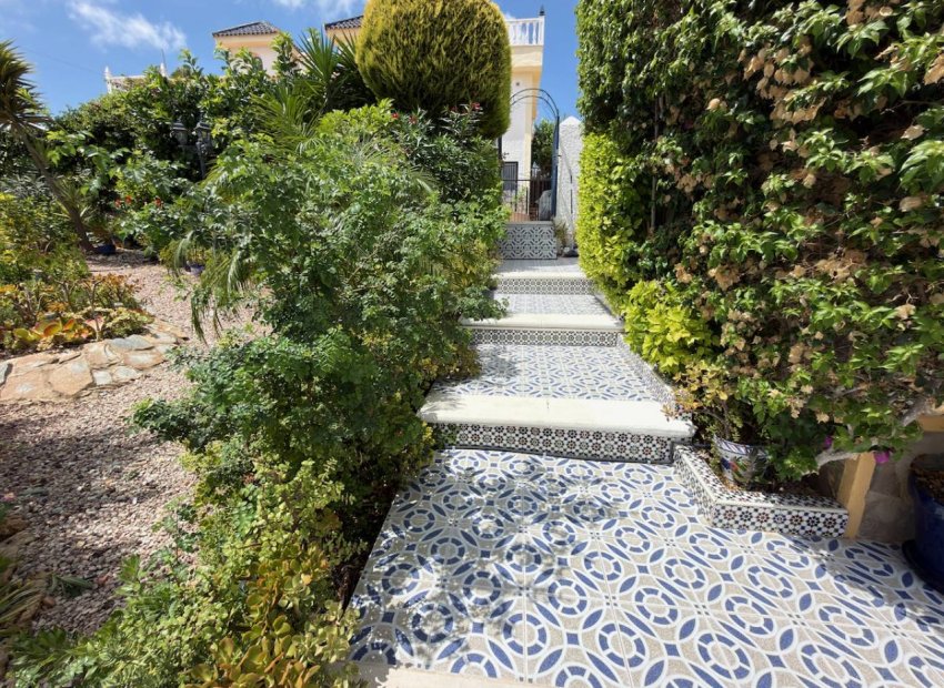 Resale - Detached House / Villa -
Ciudad Quesada - Rojales - La Marquesa Golf