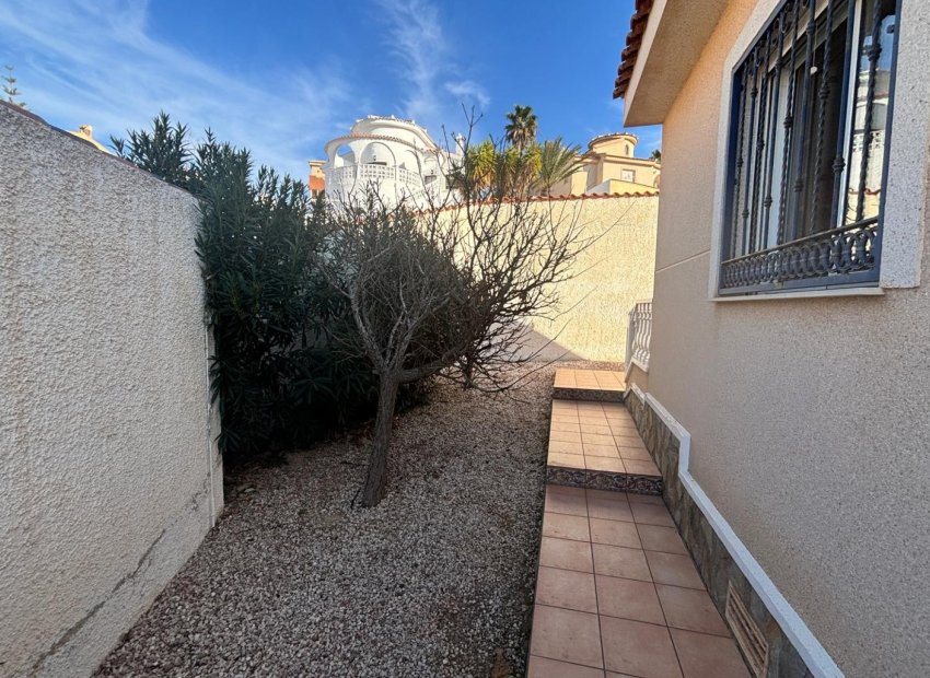 Resale - Detached House / Villa -
Ciudad Quesada - Rojales - La Marquesa Golf