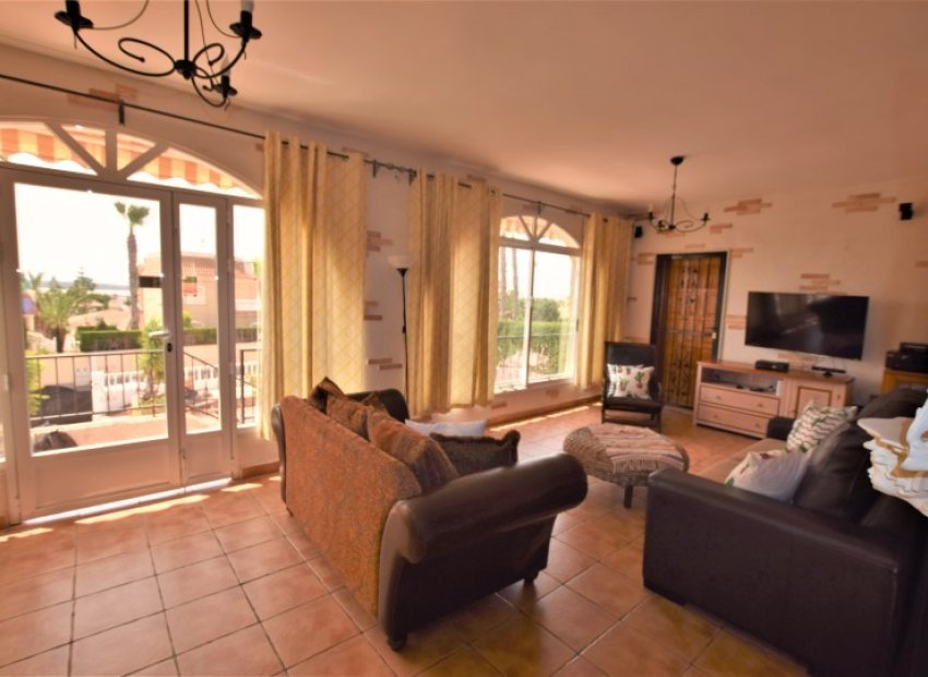 Resale - Detached House / Villa -
Ciudad Quesada - Rojales - Pueblo Bravo