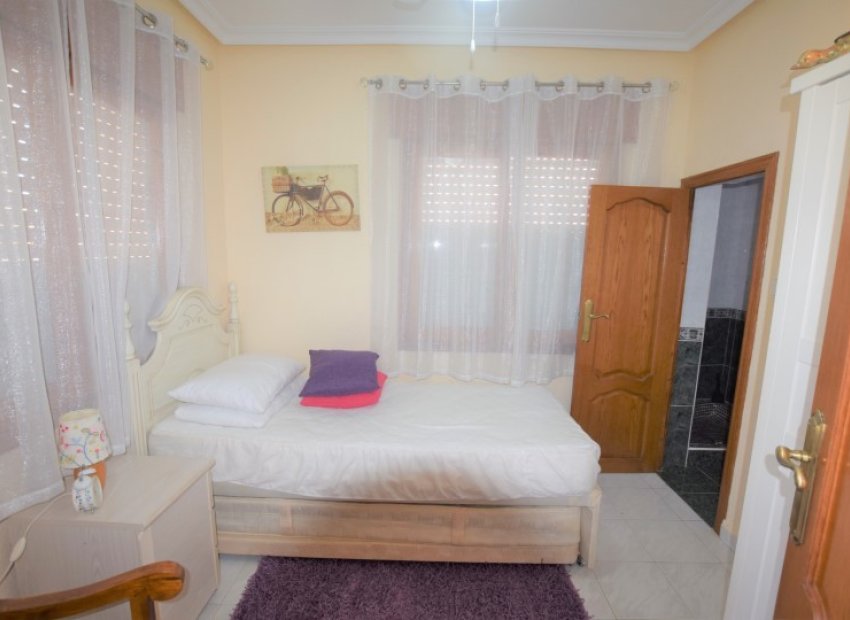 Resale - Detached House / Villa -
Ciudad Quesada - Rojales - Pueblo Bravo