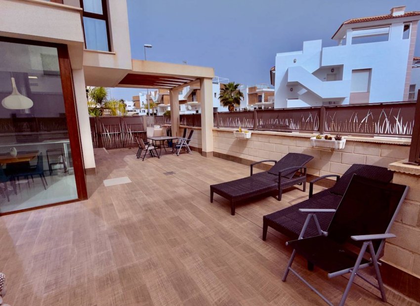 Resale - Detached House / Villa -
Ciudad Quesada - Rojales - Pueblo Bravo