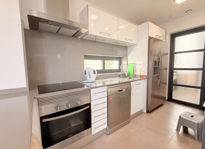 Resale - Detached House / Villa -
Ciudad Quesada - Rojales - Pueblo Bravo