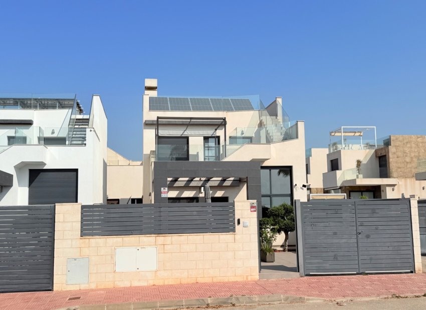 Resale - Detached House / Villa -
Ciudad Quesada - Rojales - Pueblo Bravo