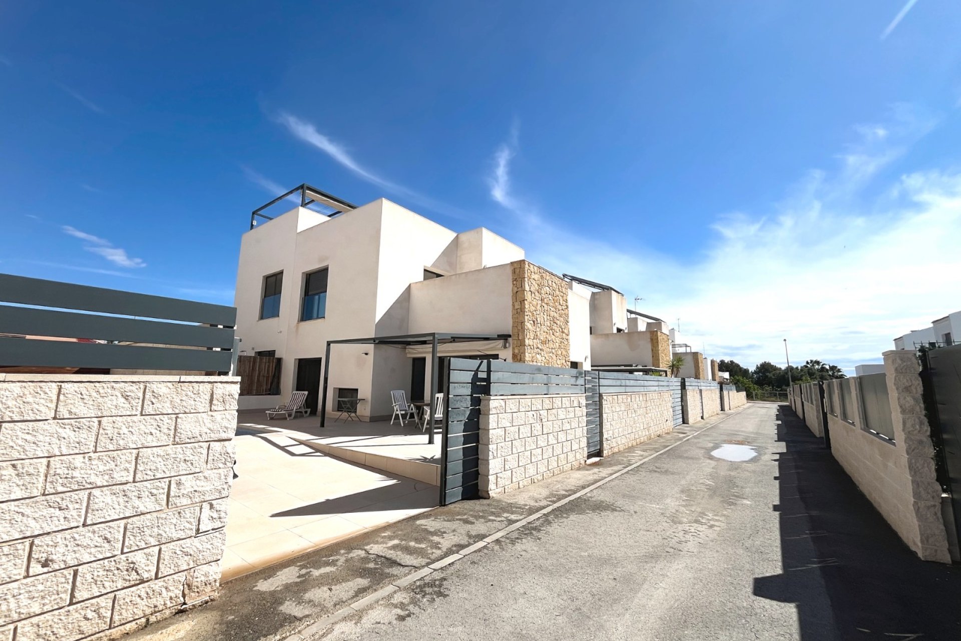 Resale - Detached House / Villa -
Ciudad Quesada - Rojales - Pueblo Bravo