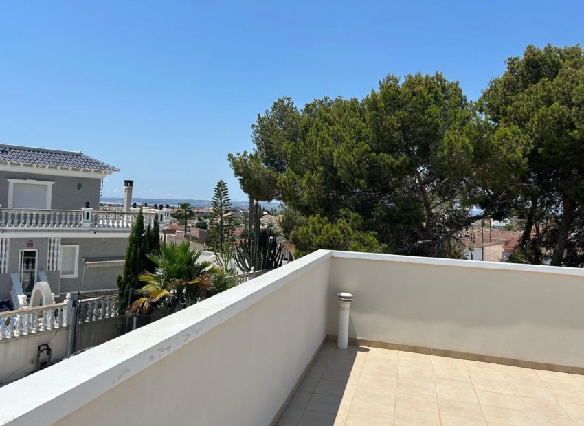 Resale - Detached House / Villa -
Ciudad Quesada - Rojales - Rojales