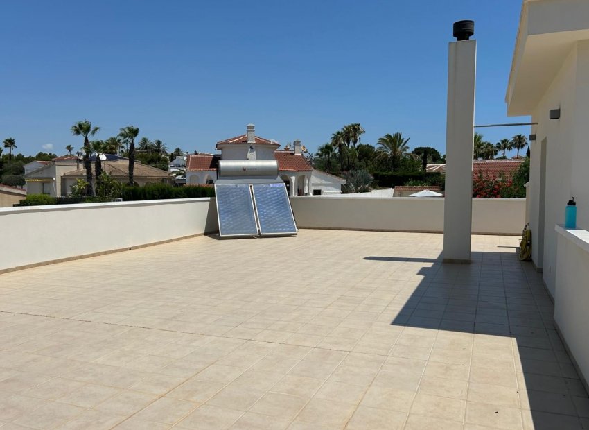 Resale - Detached House / Villa -
Ciudad Quesada - Rojales - Rojales