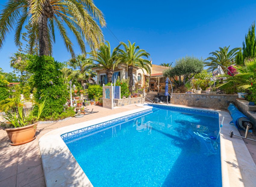 Resale - Detached House / Villa -
Ciudad Quesada - Rojales - Rojales