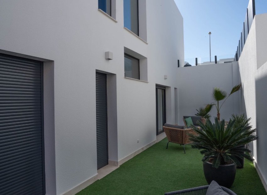 Resale - Detached House / Villa -
Ciudad Quesada - Rojales - Rojales