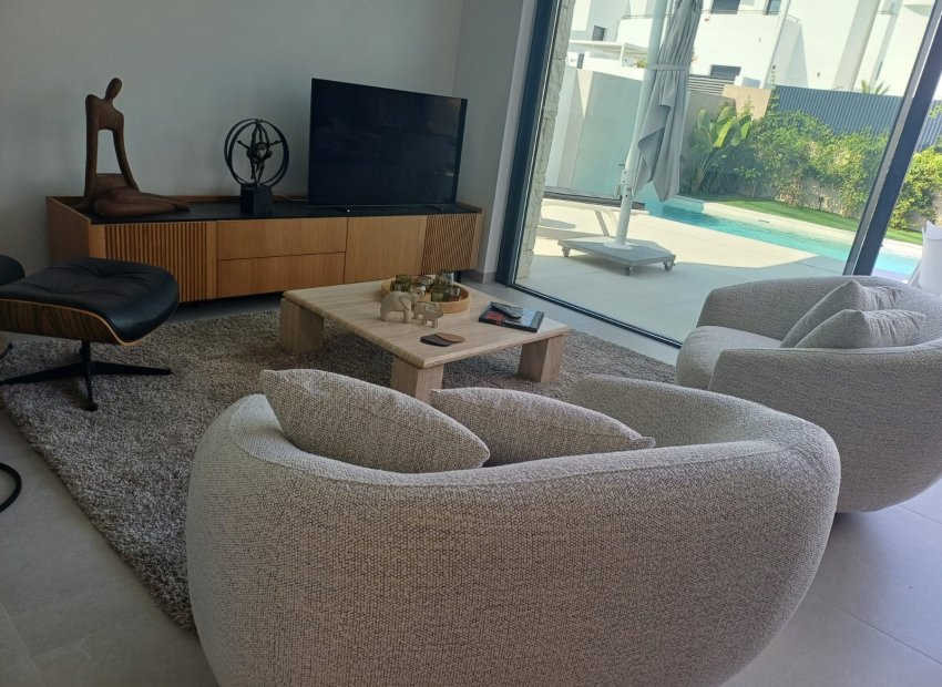 Resale - Detached House / Villa -
Ciudad Quesada - Rojales - Rojales