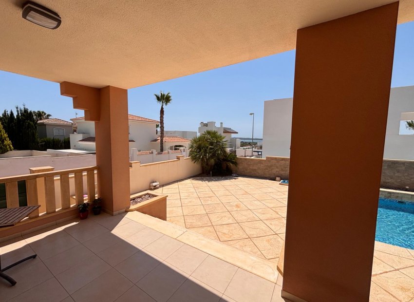 Resale - Detached House / Villa -
Ciudad Quesada - Rojales - Urbanización Ciudad Quesada