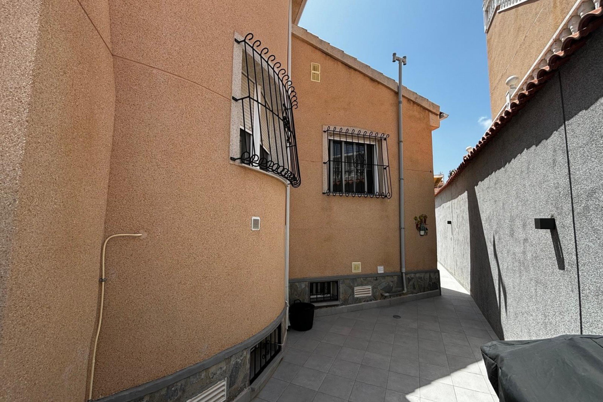 Resale - Detached House / Villa -
Ciudad Quesada