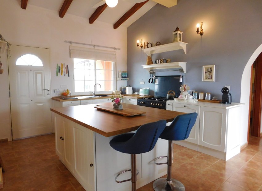 Resale - Detached House / Villa -
Dolores