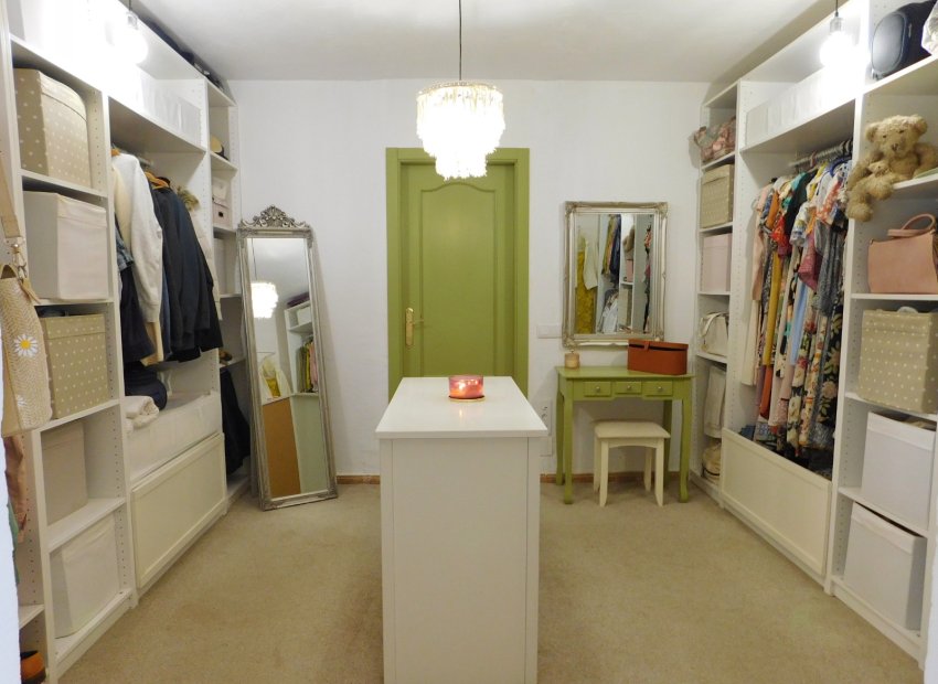 Resale - Detached House / Villa -
Dolores