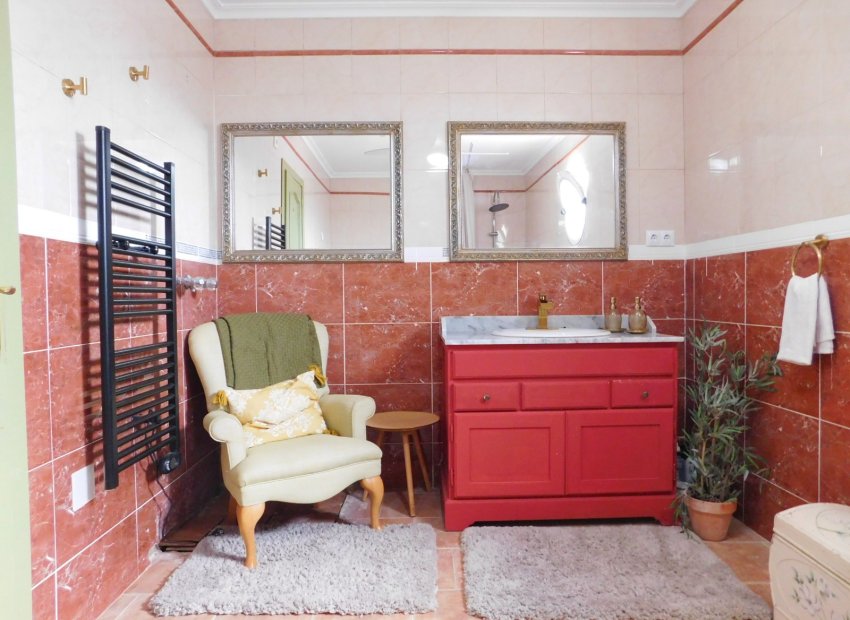 Resale - Detached House / Villa -
Dolores