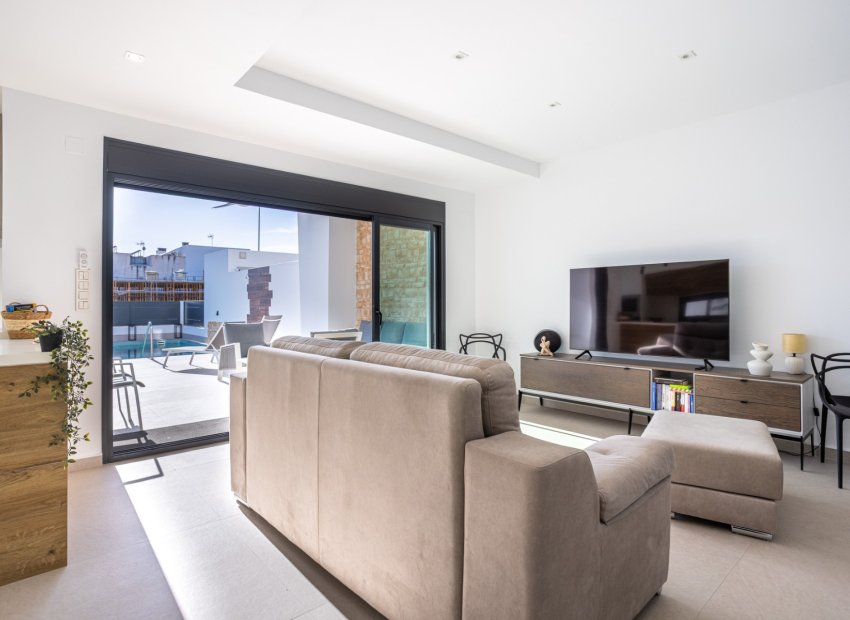 Resale - Detached House / Villa -
Dolores