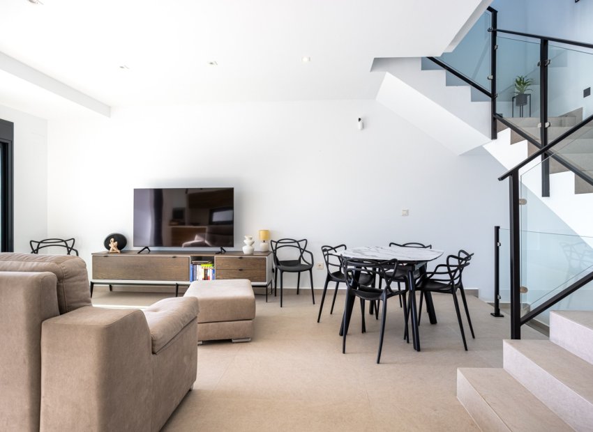 Resale - Detached House / Villa -
Dolores