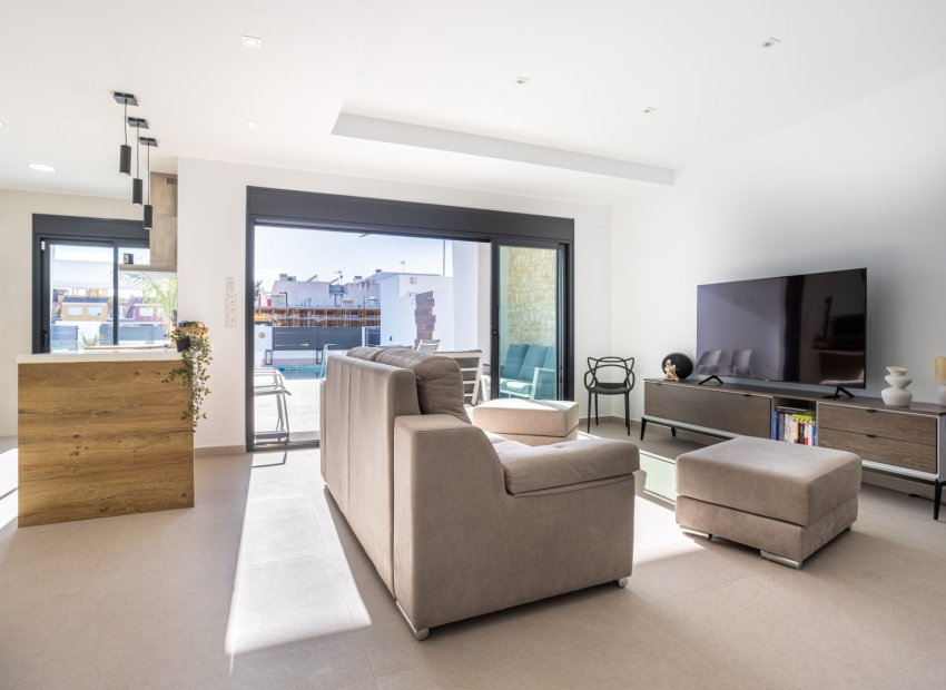 Resale - Detached House / Villa -
Dolores