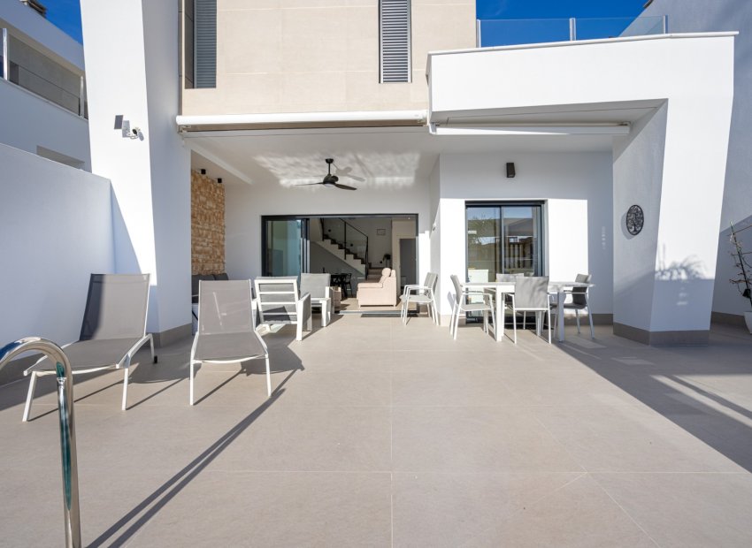 Resale - Detached House / Villa -
Dolores