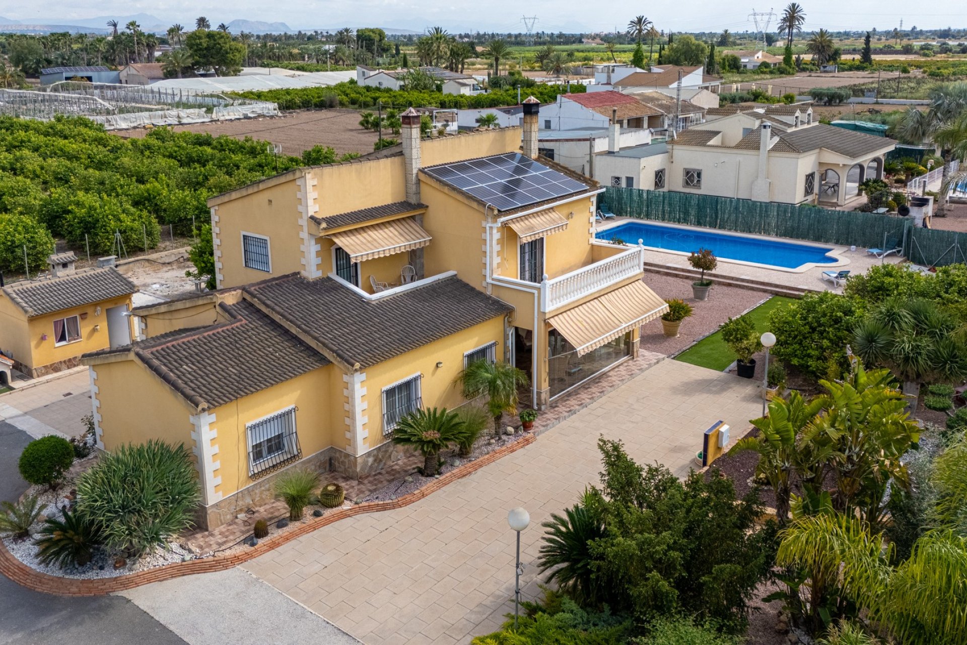 Resale - Detached House / Villa -
Elche - La Hoya