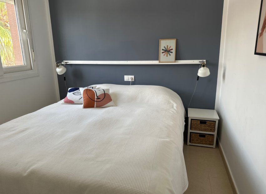 Resale - Detached House / Villa -
Gran Alacant