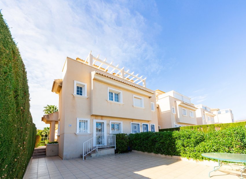 Resale - Detached House / Villa -
Guardamar del Segura - El Raso
