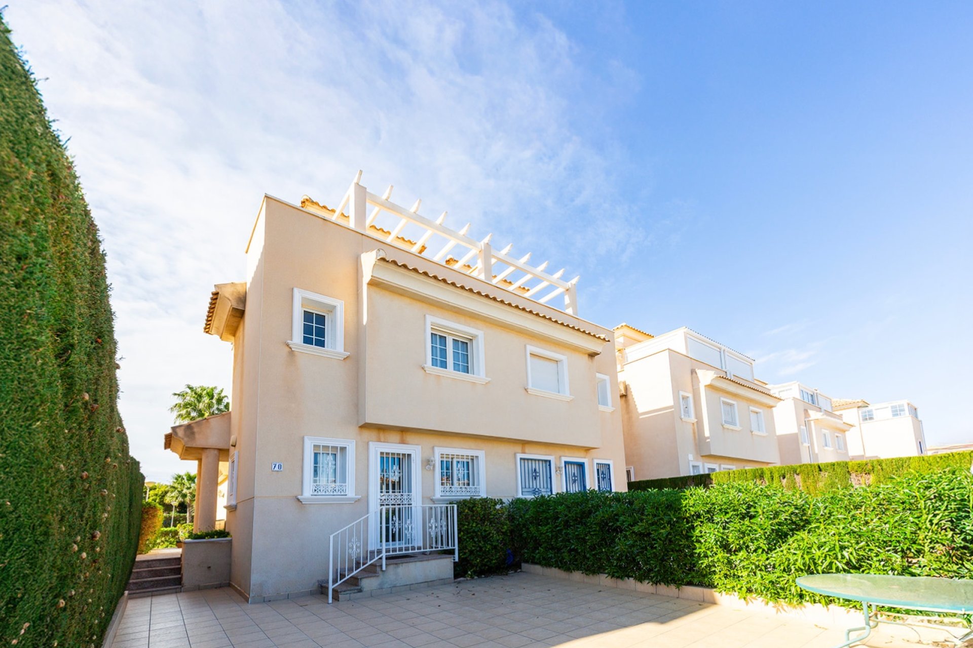 Resale - Detached House / Villa -
Guardamar del Segura - El Raso