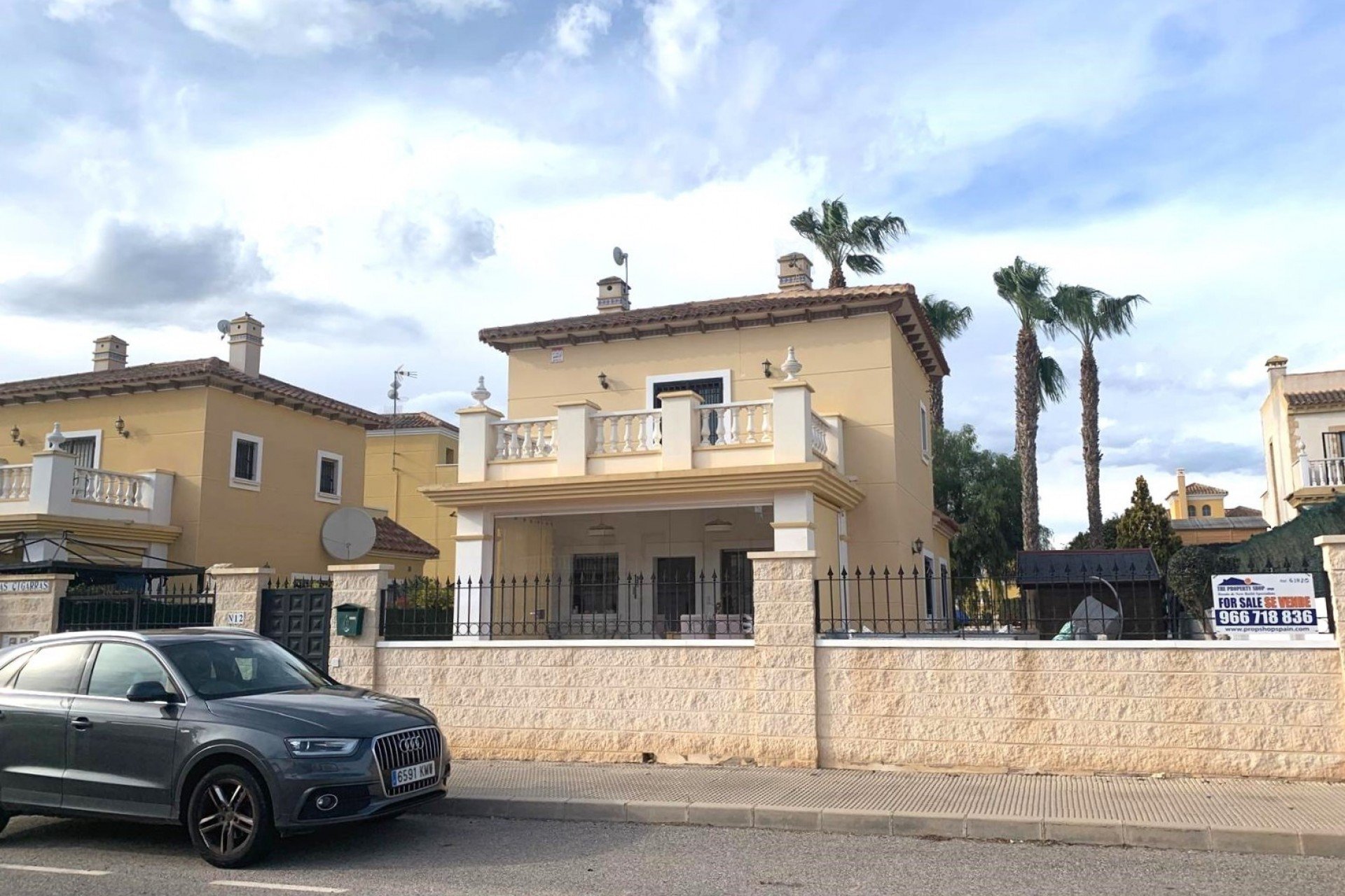 Resale - Detached House / Villa -
Guardamar del Segura - El Raso