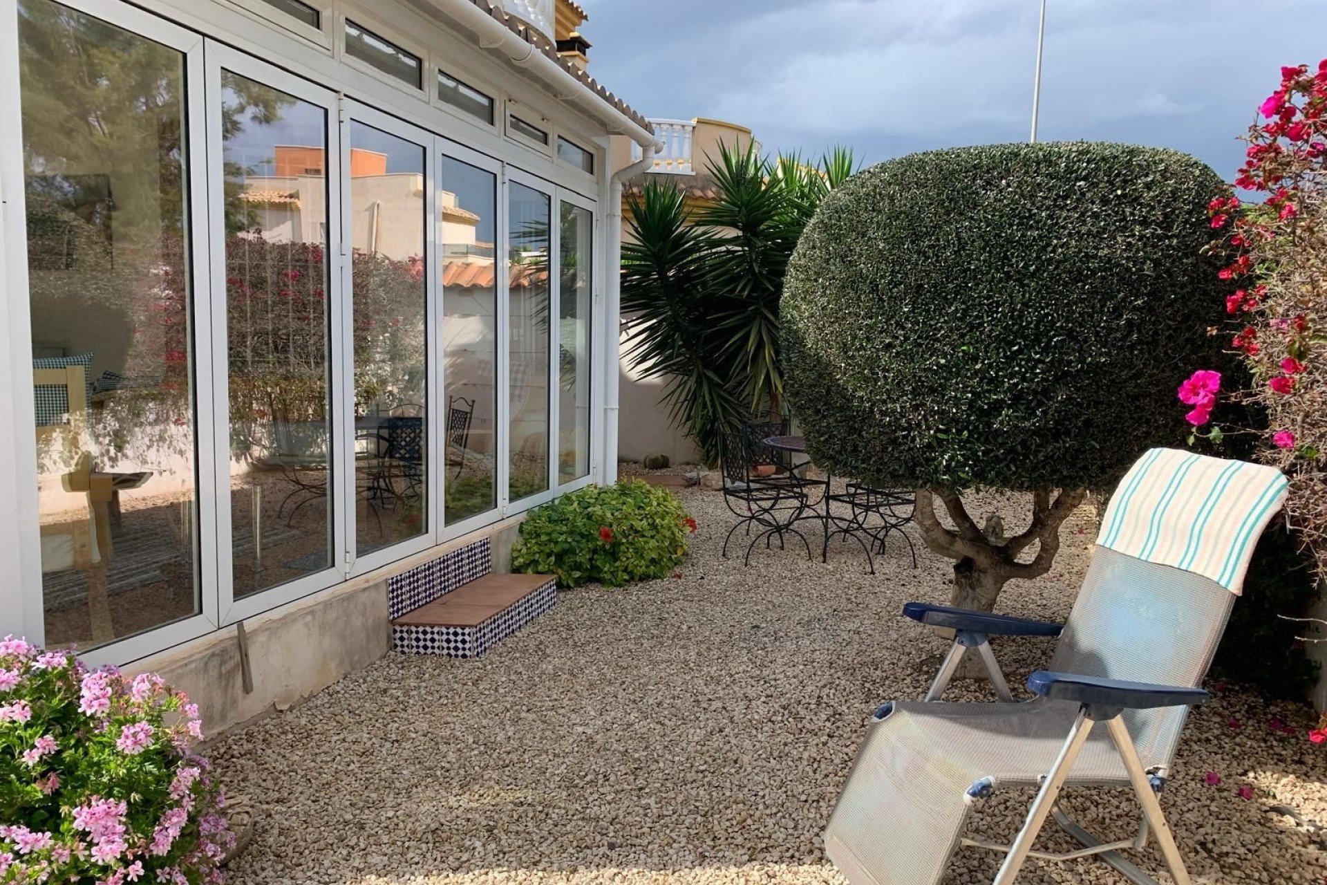 Resale - Detached House / Villa -
Guardamar del Segura - El Raso