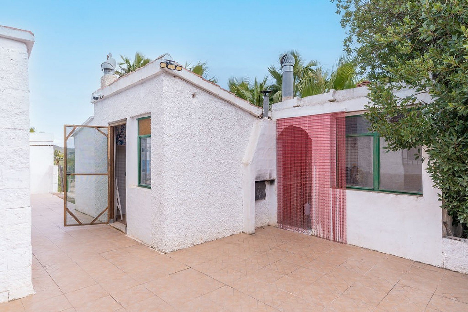 Resale - Detached House / Villa -
Hondón de las Nieves