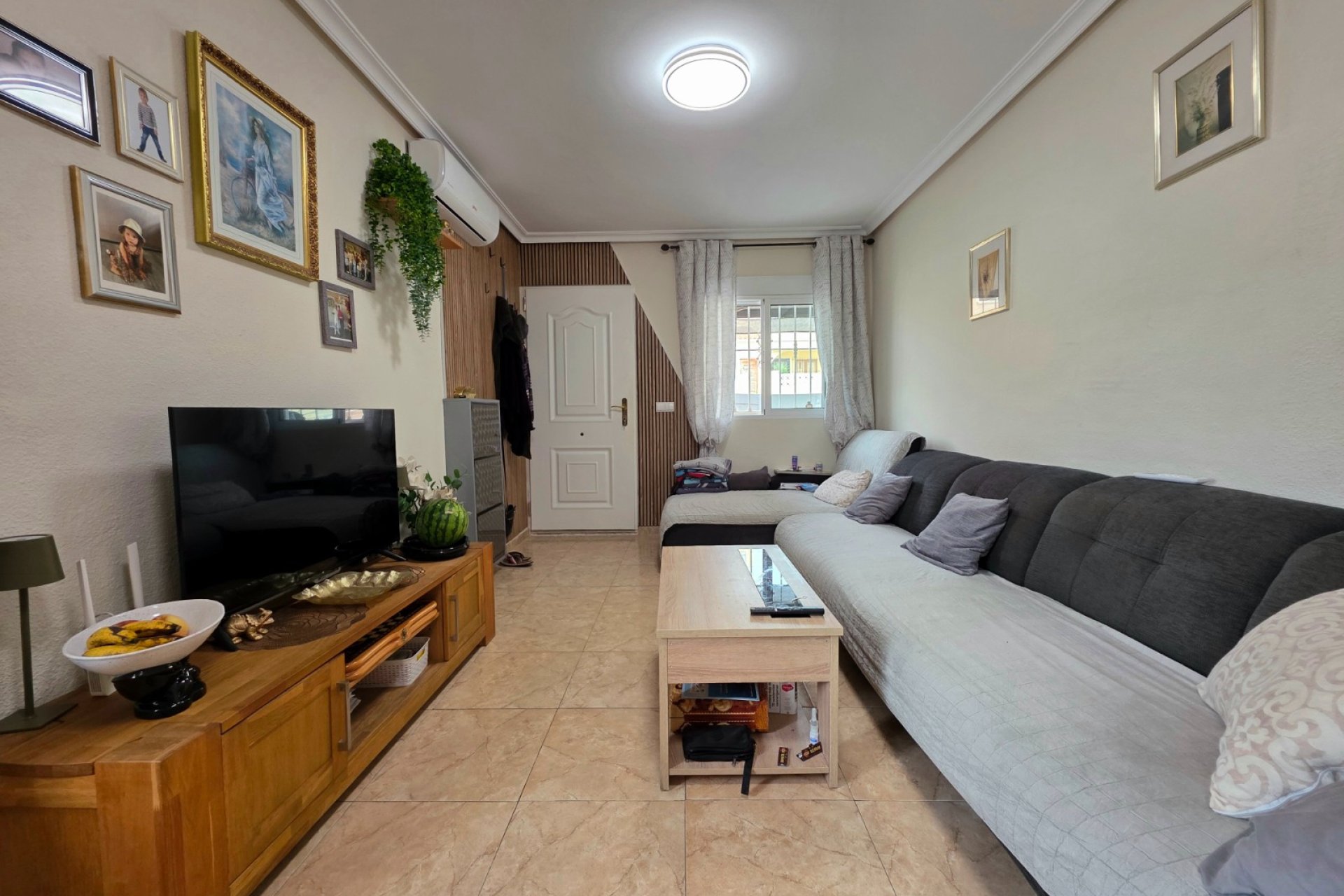 Resale - Detached House / Villa -
La Marina - La Marina Urb