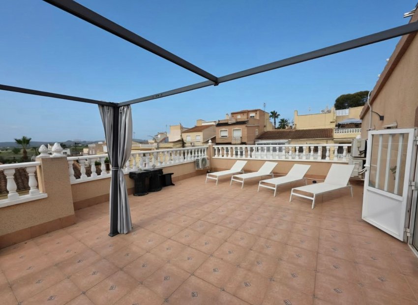 Resale - Detached House / Villa -
La Marina - La Marina Urb