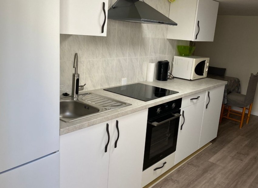 Resale - Detached House / Villa -
La Marina - La Marina Urb