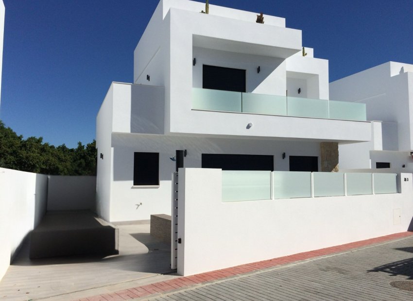 Resale - Detached House / Villa -
Los Montesinos - La Herada