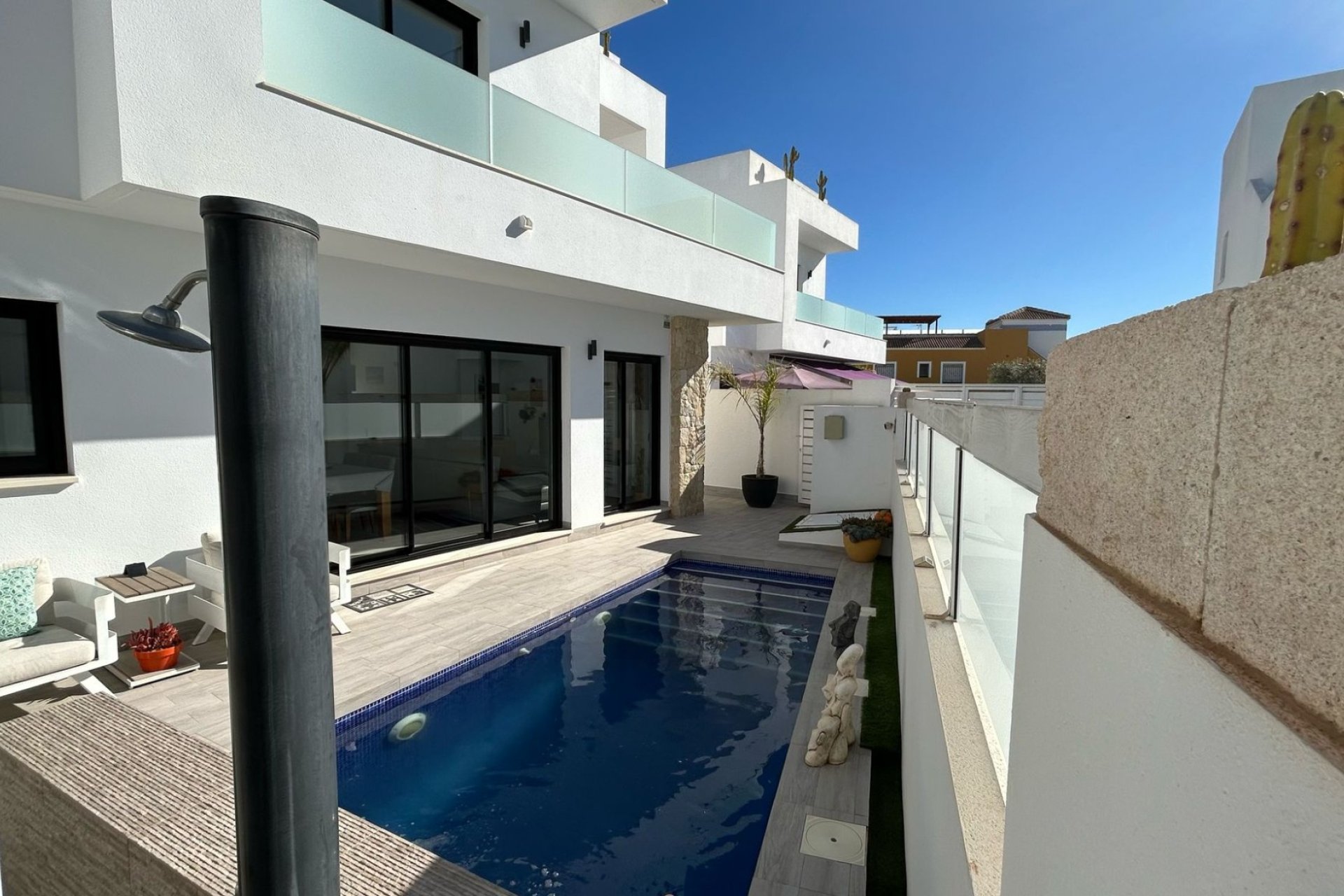 Resale - Detached House / Villa -
Los Montesinos - La Herada