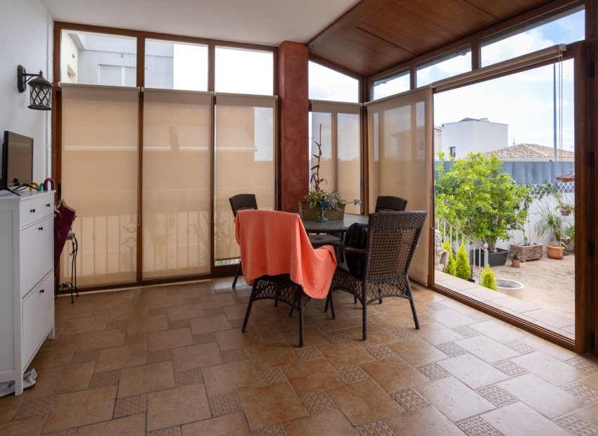 Resale - Detached House / Villa -
Los Montesinos - La Herrada