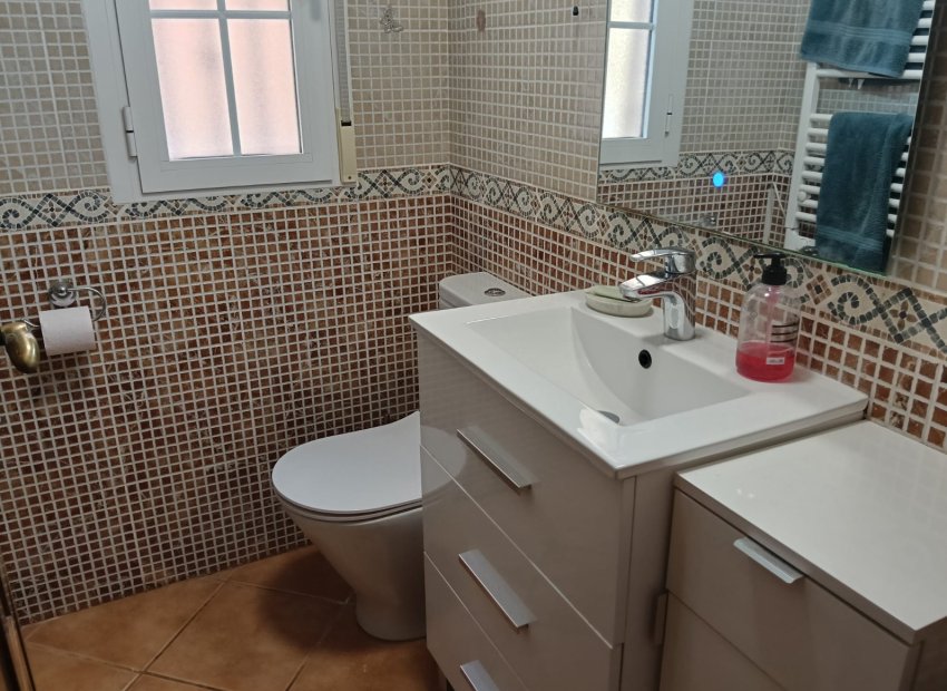 Resale - Detached House / Villa -
Los Montesinos - La Herrada